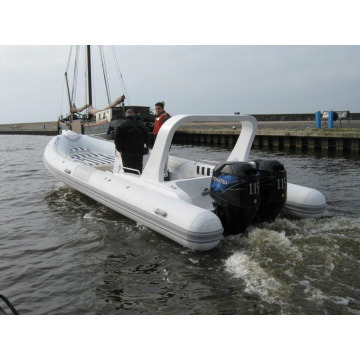 Barco inflável rígido Rib 730B com motor duplo - muito quente